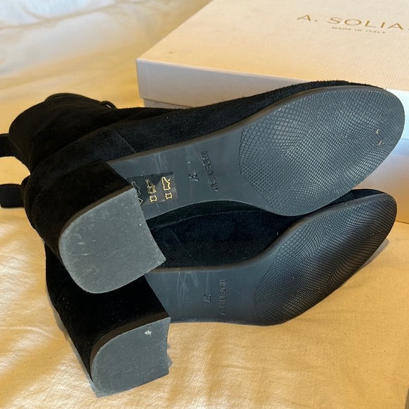 A. Soliani Venezia lace up block heel boots in black suede - Picture 5 of 6